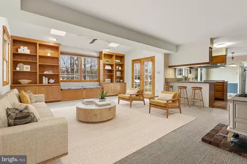 Living - 8714 Granite Ln, Laurel, MD 20708 photo 3 of 5