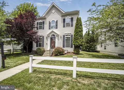 Exterior - 7208 Cherry Ln, Laurel, MD 20707 photo 2 of 4