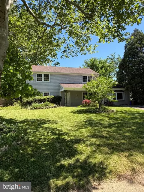 12414 Starlight Ln, Bowie, MD 20715