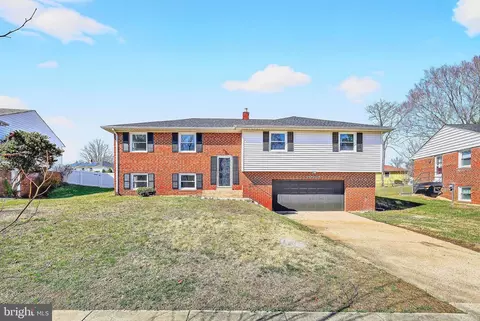 10908 Wharton Dr, Marlboro, MD 20774