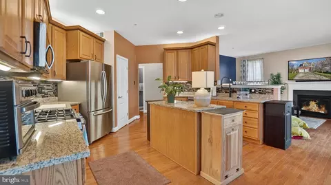 Kitchen - 13118 Lockwoods Progress Dr, Bowie, MD 20720 photo 4 of 5