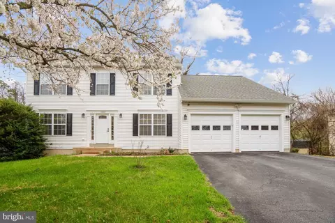 13313 Mockingbird Ln, Bowie, MD 20720