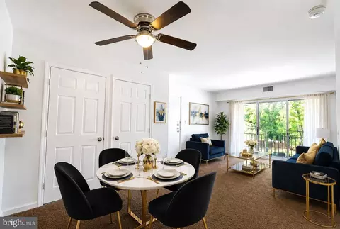 2310 Ewing Ave #301, Suitland, MD 20746