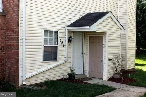 525 Red Coat Pl #1021, Fort Washington, MD 20744