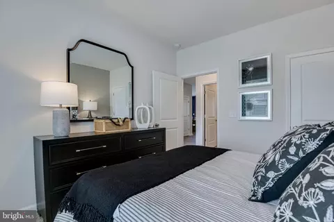 Bedroom - 13902 Ejay Dr, Brandywine, MD 20613 photo 12 of 27