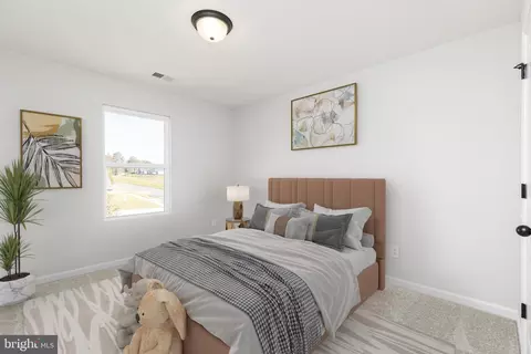 Bedroom - 13904 Ejay Dr, Brandywine, MD 20613 photo 8 of 8
