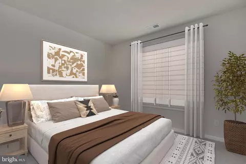 Bedroom - 13906 Ejay Dr, Brandywine, MD 20613 photo 14 of 18