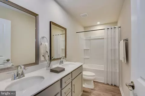 Bath - 13906 Ejay Dr, Brandywine, MD 20613 photo 1 of 2