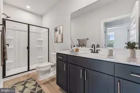 Bath - 13906 Ejay Dr, Brandywine, MD 20613 photo 2 of 2