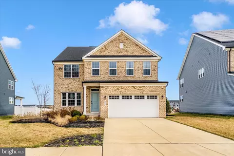904 Midbrook Ln, Bowie, MD 20716