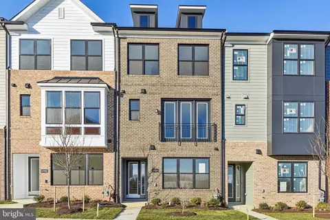 17316 Hardisty Way #8E, Bowie, MD 20715