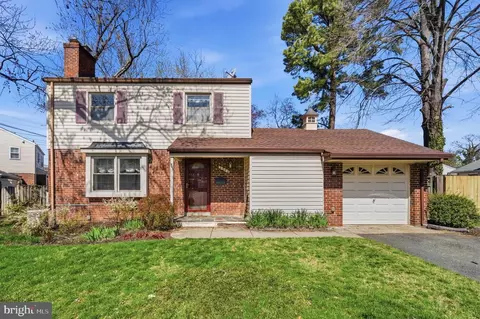 2502 Hughes Rd, Hyattsville, MD 20783
