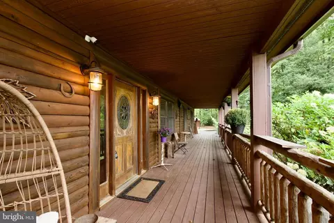 15301 Poplar Hill Rd, Accokeek, MD 20607