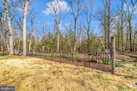 Exterior - 16706 Cedarforest Rd, Brandywine, MD 20613 photo 3 of 3
