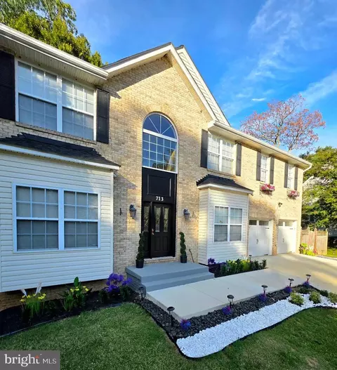 713 Bonnie Meadow Ln, Fort Washington, MD 20744