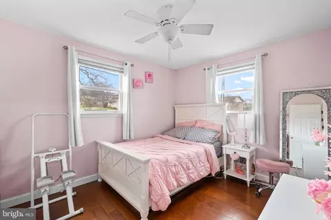 Bedroom - 11411 Hermitt St, Clinton, MD 20735 photo 3 of 9