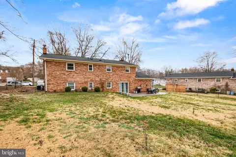 Exterior - 11411 Hermitt St, Clinton, MD 20735 photo 4 of 4