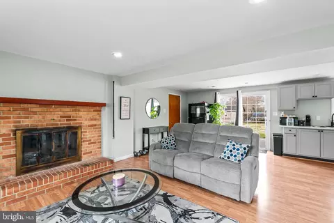 Living - 11411 Hermitt St, Clinton, MD 20735 photo 1 of 1