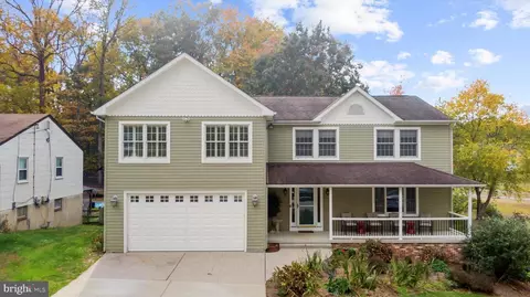 8424 Spruill Dr, Bowie, MD 20720