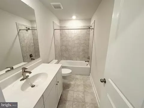 Bath - 7260 Contee Rd, Laurel, MD 20707 photo 2 of 3