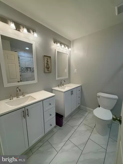 Bath - 12606 Ivystone Ln, Laurel, MD 20708 photo 1 of 9