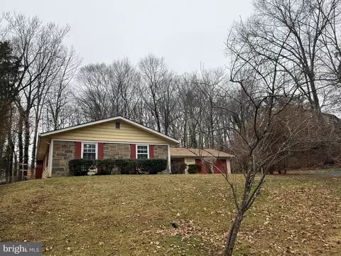 Exterior - 12606 Ivystone Ln, Laurel, MD 20708 photo 2 of 6