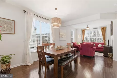 Dining - 9511 Smithview Pl, Lanham, MD 20706 photo 2 of 2