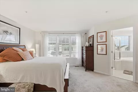 Bedroom - 9511 Smithview Pl, Lanham, MD 20706 photo 2 of 3