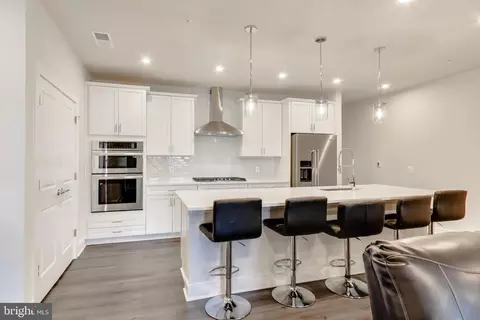 106 Saint Ives Pl #408, Oxon Hill, MD 20745