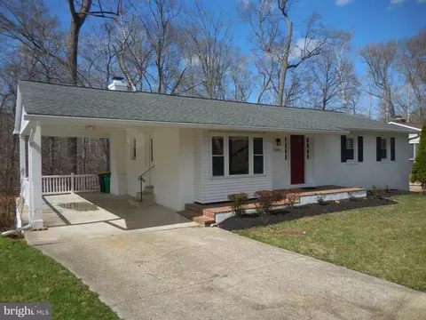 9702 Green Apple Turn Turn, Marlboro, MD 20772
