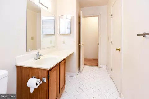 Bath - 8726 Fulton Ave, Lanham, MD 20706 photo 3 of 3
