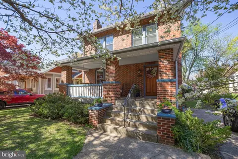 4410 Sheridan St, University Park, MD 20782