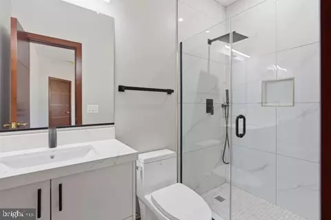 Bath - 11701 Duckettown Rd, Laurel, MD 20708 photo 5 of 7