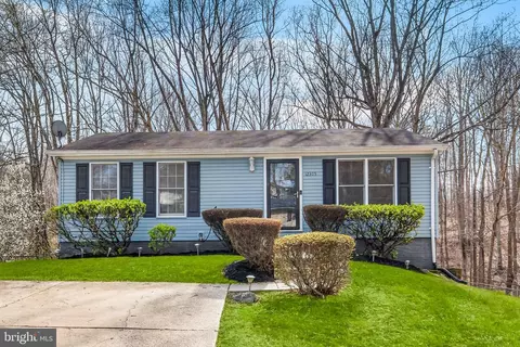 12305 Sturdee Dr, Marlboro, MD 20772