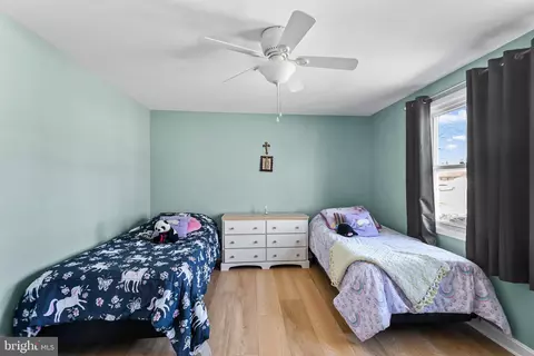 Bedroom - 12613 Knowledge Ln, Bowie, MD 20715 photo 5 of 8