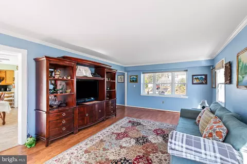 Living - 12613 Knowledge Ln, Bowie, MD 20715 photo 3 of 3