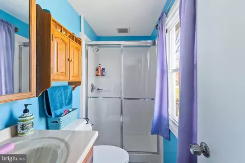 Bath - 12613 Knowledge Ln, Bowie, MD 20715 photo 3 of 3