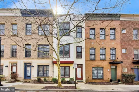 4405 Longfellow St, Hyattsville, MD 20781
