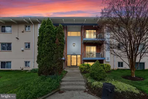 11334 Cherry Hill Rd #2-J20, Beltsville, MD 20705
