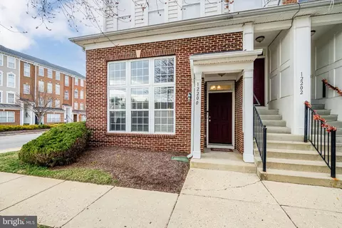 12200 Open View Ln #601, Marlboro, MD 20774