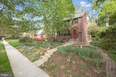 4014 Tennyson Rd, University Park, MD 20782