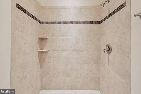 Bath - 3211 Courtside Rd, Bowie, MD 20721 photo 2 of 13