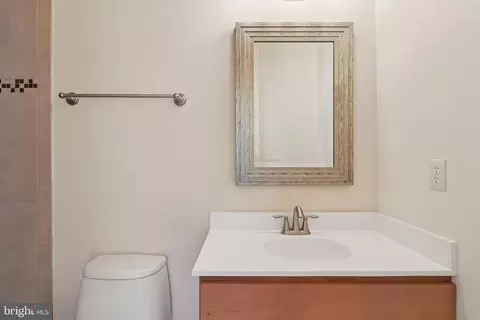 Bath - 3211 Courtside Rd, Bowie, MD 20721 photo 9 of 13