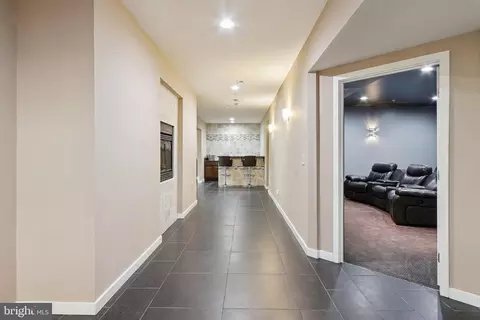 Entry Way - 3211 Courtside Rd, Bowie, MD 20721 photo 10 of 11