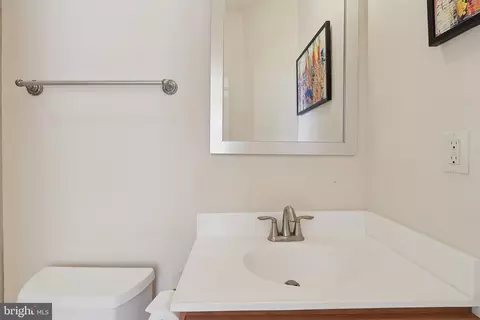 Bath - 3211 Courtside Rd, Bowie, MD 20721 photo 1 of 13