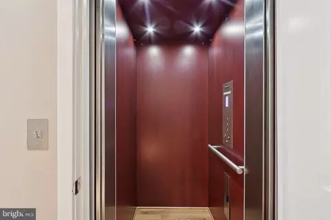 Entry Way - 3211 Courtside Rd, Bowie, MD 20721 photo 4 of 11
