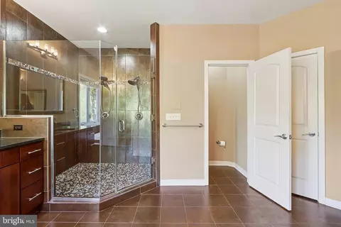 Bath - 3211 Courtside Rd, Bowie, MD 20721 photo 7 of 13