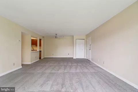 10117 Prince Pl #303-2B, Marlboro, MD 20774