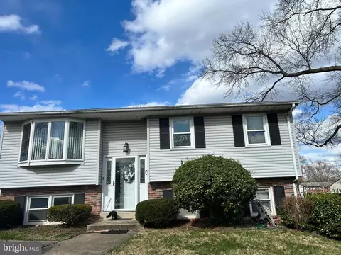 8404 Holly St, Laurel, MD 20707