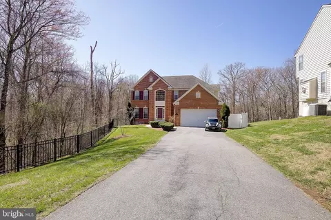 5714 Edge Ave, Lanham, MD 20706